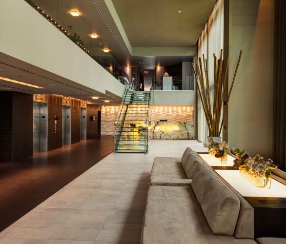 lounge-area-in-hotel-lobby-8FKMMKS lounge-area-in-hotel-lobby-8FKMMKS