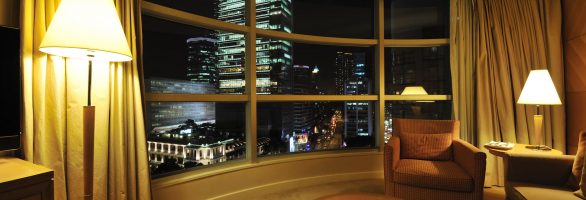 luxurious-hotel-room-P76KGL5 luxurious-hotel-room-P76KGL5